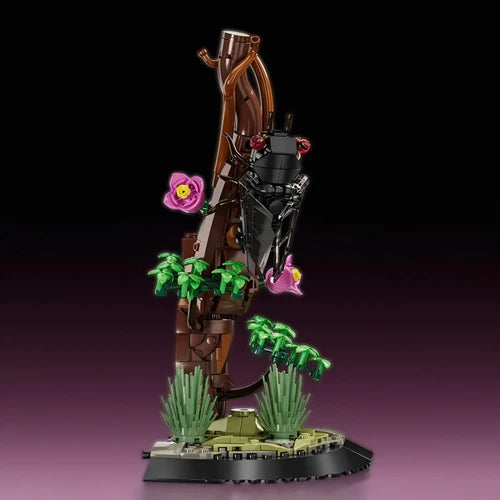 Cicada on Branch | 418pcs - WorldsBricks