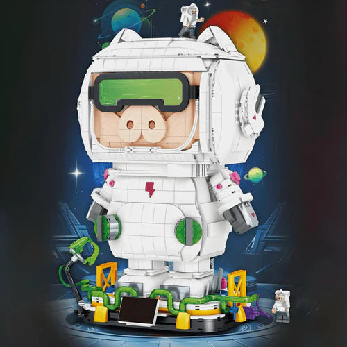 Space Piglet | 2084pcs - WorldsBricks
