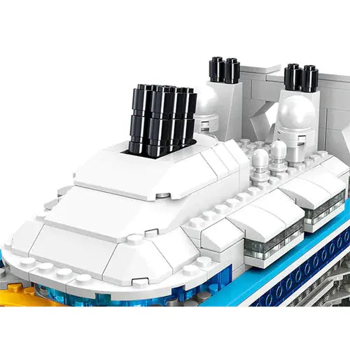 Cruise Liner | 2427pcs - WorldsBricks