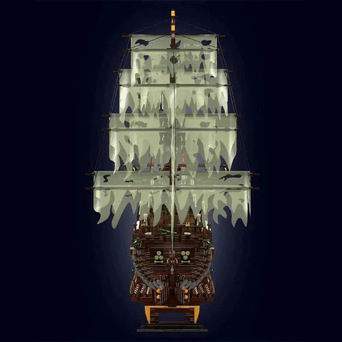 The Ultimate Pirate Ship | 4362pcs - WorldsBricks