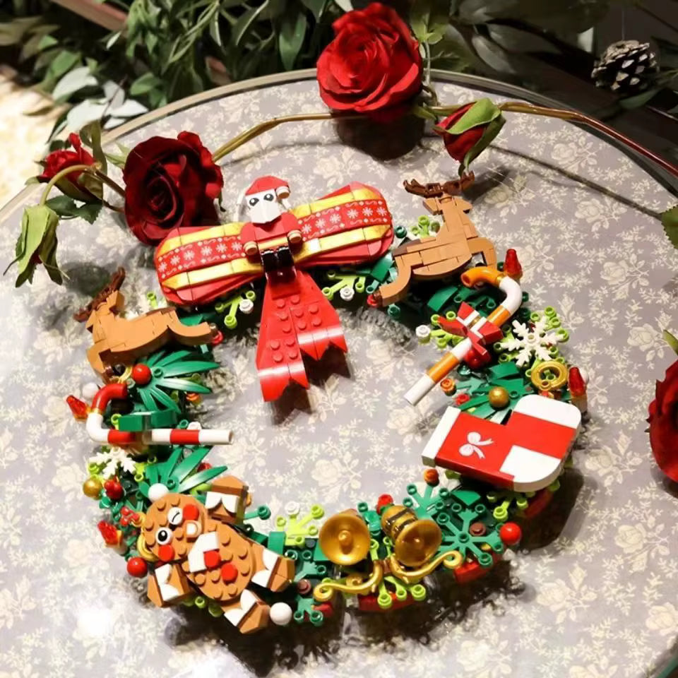 Festive Christmas Wreath 🎄 - WorldsBricks